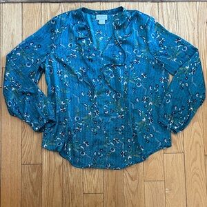 Liz Claiborne Blue Floral long sleeve blouse